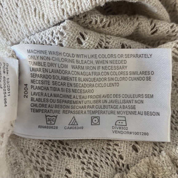 GLO Jeans Crochet Lace Short Sleeves Top - Picture 5 of 5